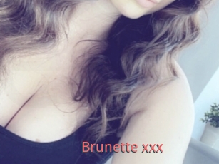 Brunette_xxx