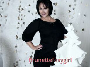 Brunettefoxygirl