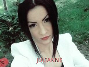 JULIANNE_