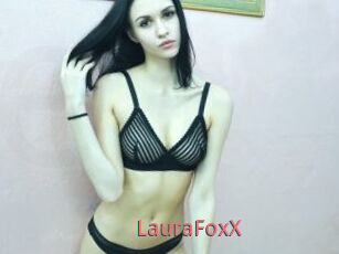 LauraFoxX