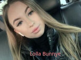 Lolla_Bunnye