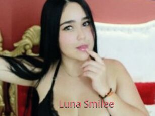 Luna_Smilee