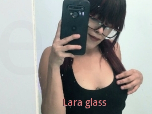 Lara_glass