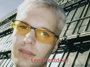 Leonnextdoor