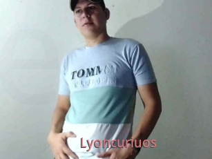 Lyoncuriuos