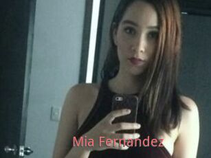 Mia_Fernandez