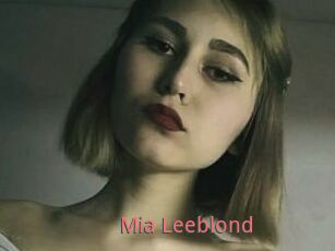 Mia_Leeblond