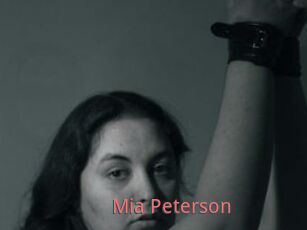Mia_Peterson