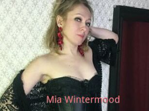 Mia_Wintermood