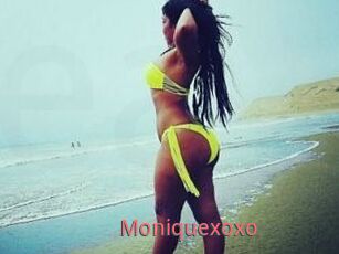 Moniquexoxo