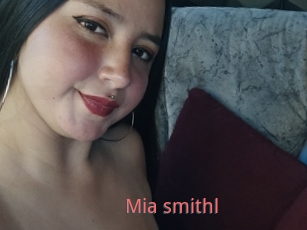 Mia_smithl