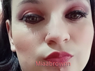 Miaabrownn