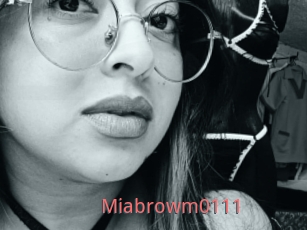 Miabrowm0111