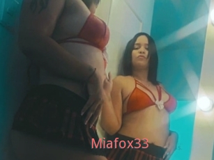 Miafox33