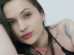 Miaxx