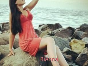 Ri_Anna