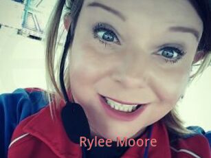 Rylee_Moore