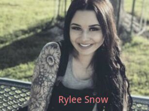 Rylee_Snow