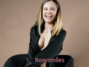 Roxysmiles