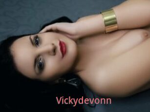 Vickydevonn